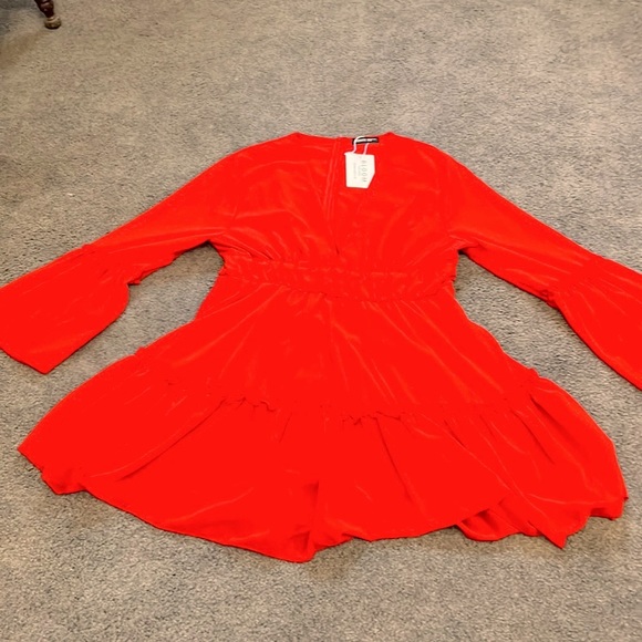 NWT Rich Shade of Red Bloom Chic Dress - Picture 2 of 6